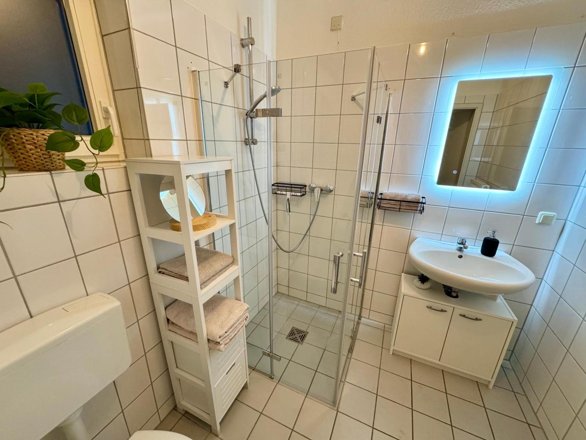 Ferienwohnung Schildblick Modernes Apartment Direkt In Der Altstadt Von Erfurt Nahe Der Kraemerbruecke - Beste Innenstadtlage Buitenkant foto